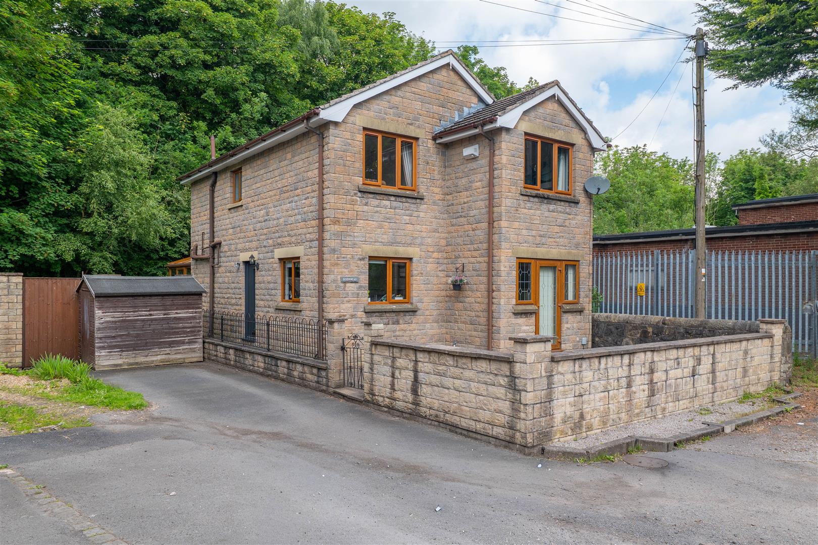 4 bed property in Waterhouse Green, Chorley